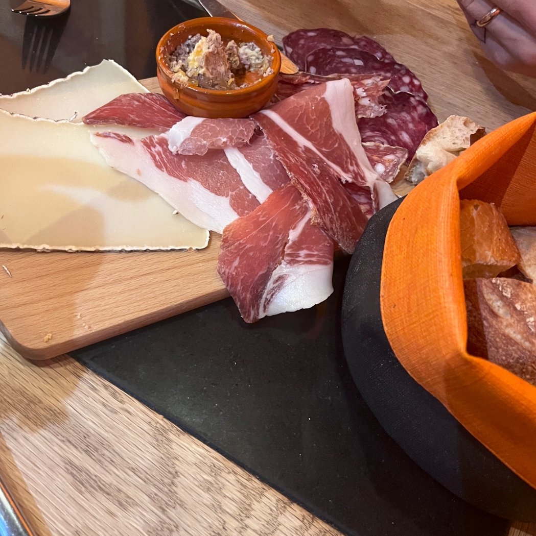 IN VINO TAPAS Chevilly Larue 3